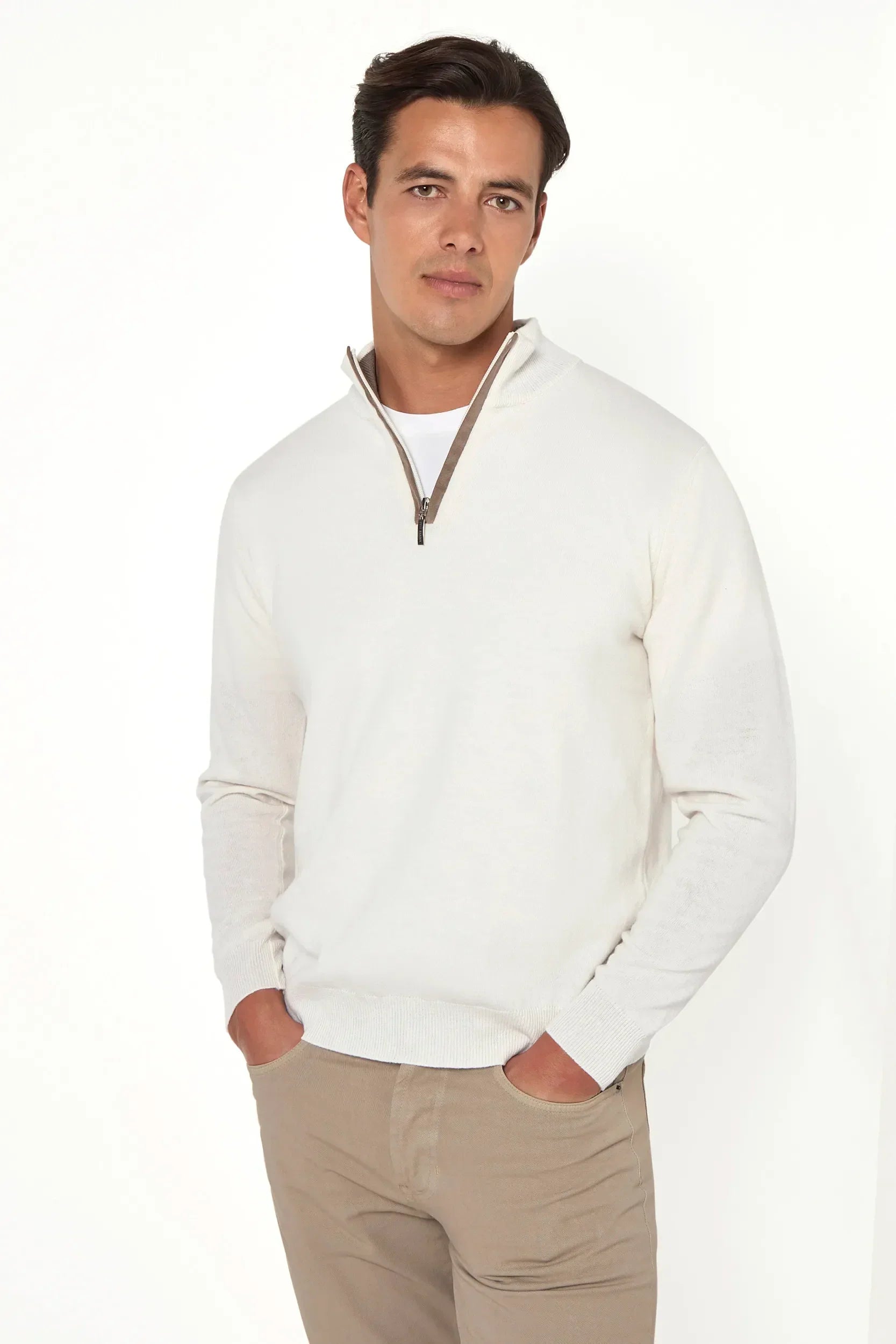 Half-zip in off-white wool and cashmere