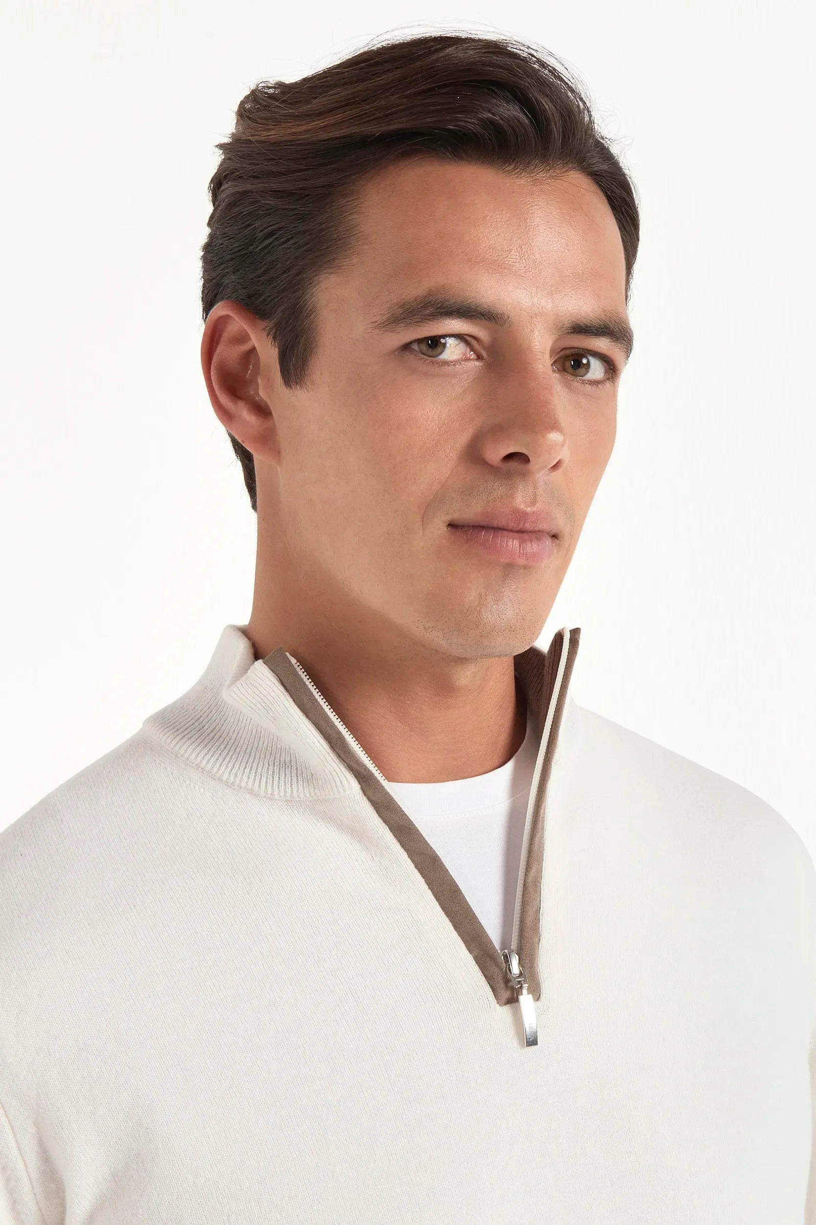 Half-zip in off-white wool and cashmere
