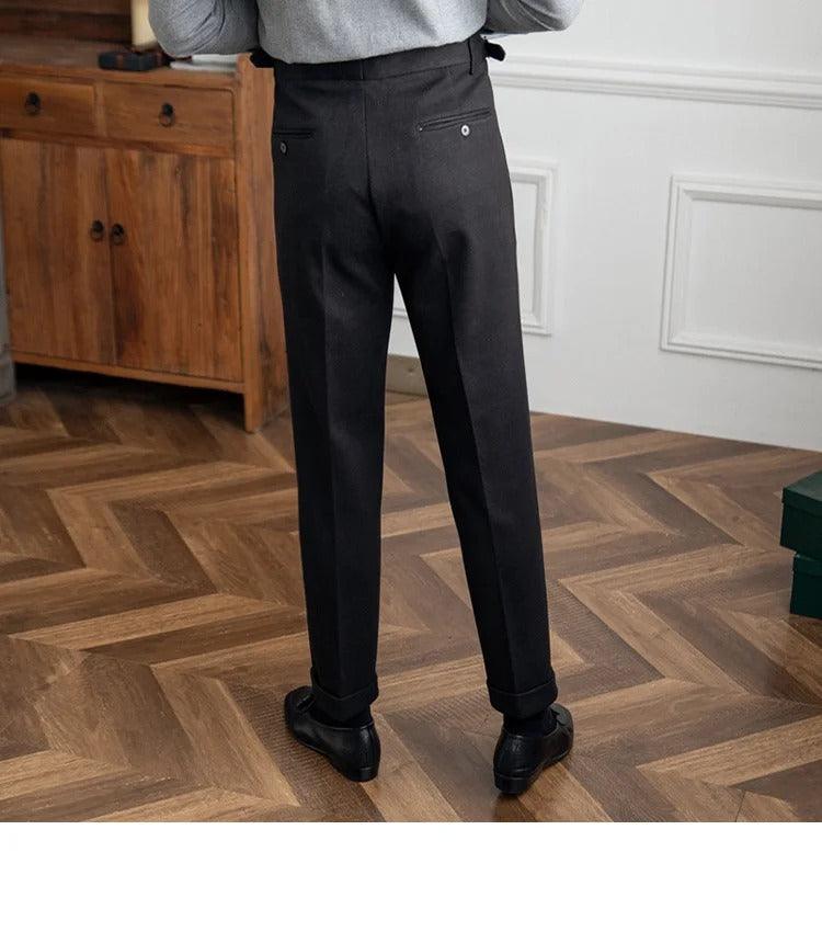 High-waisted pants