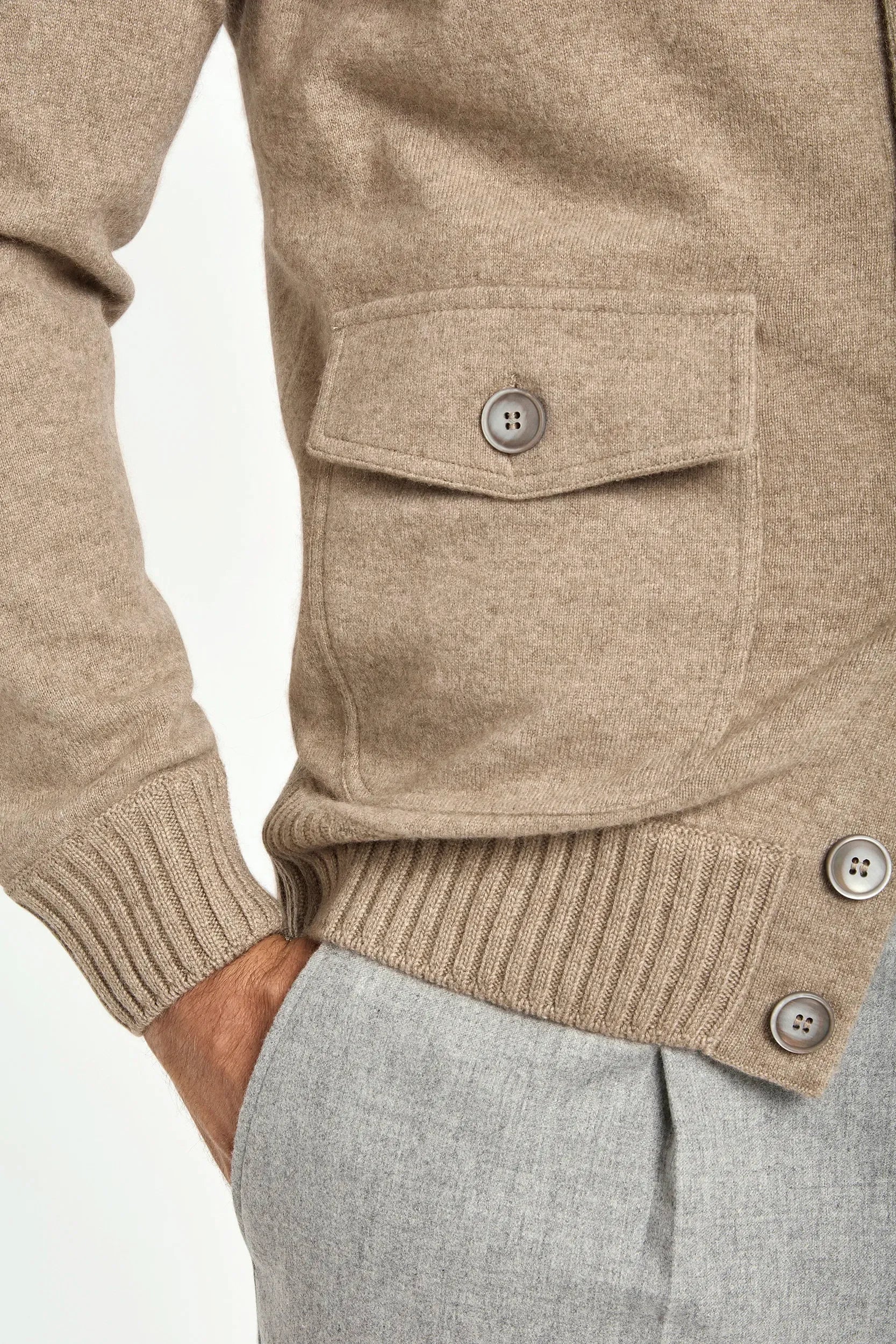 Taupe knitted cashmere bomber