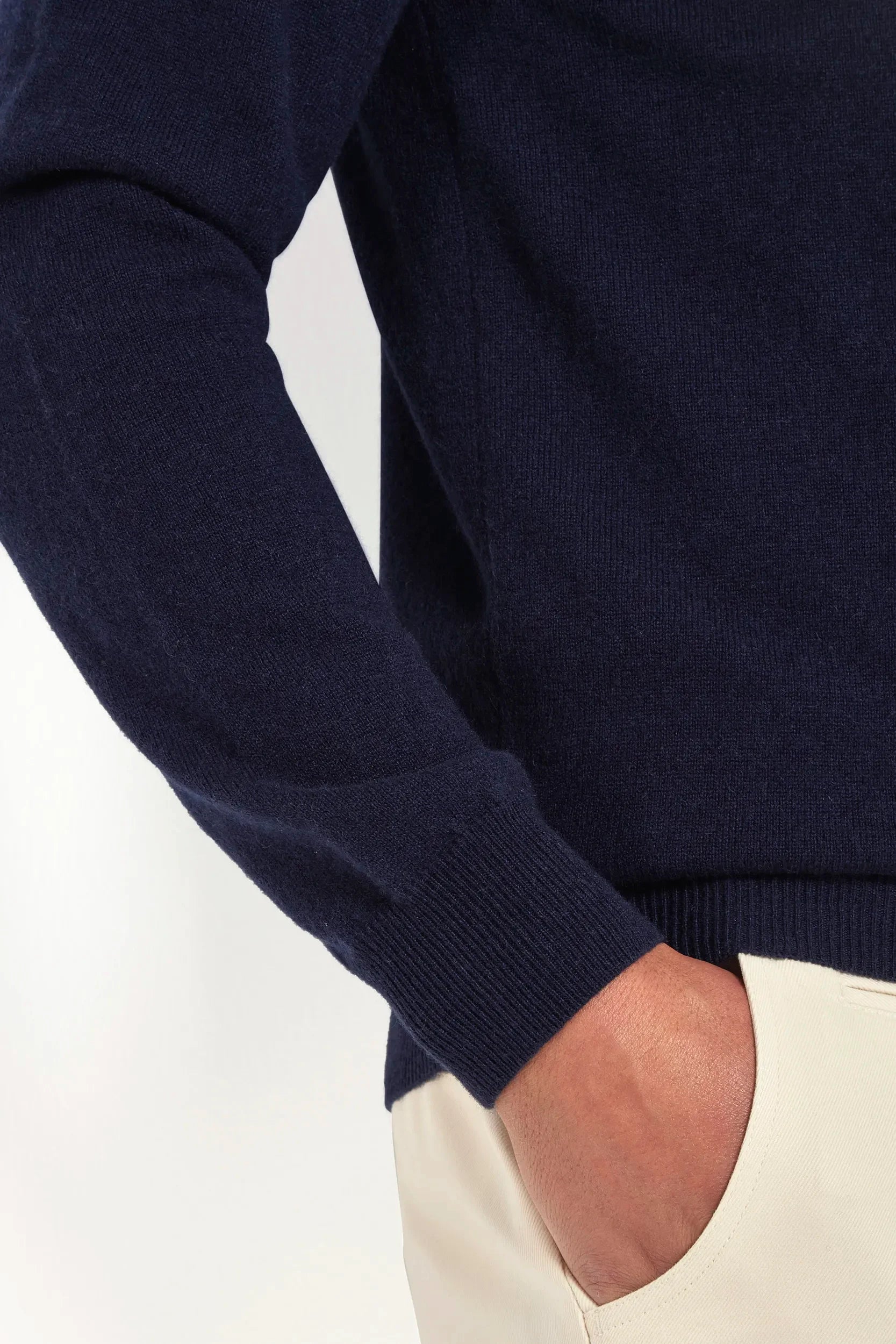 Blue cashmere round-neck sweater