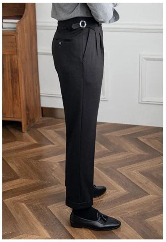 High-waisted pants