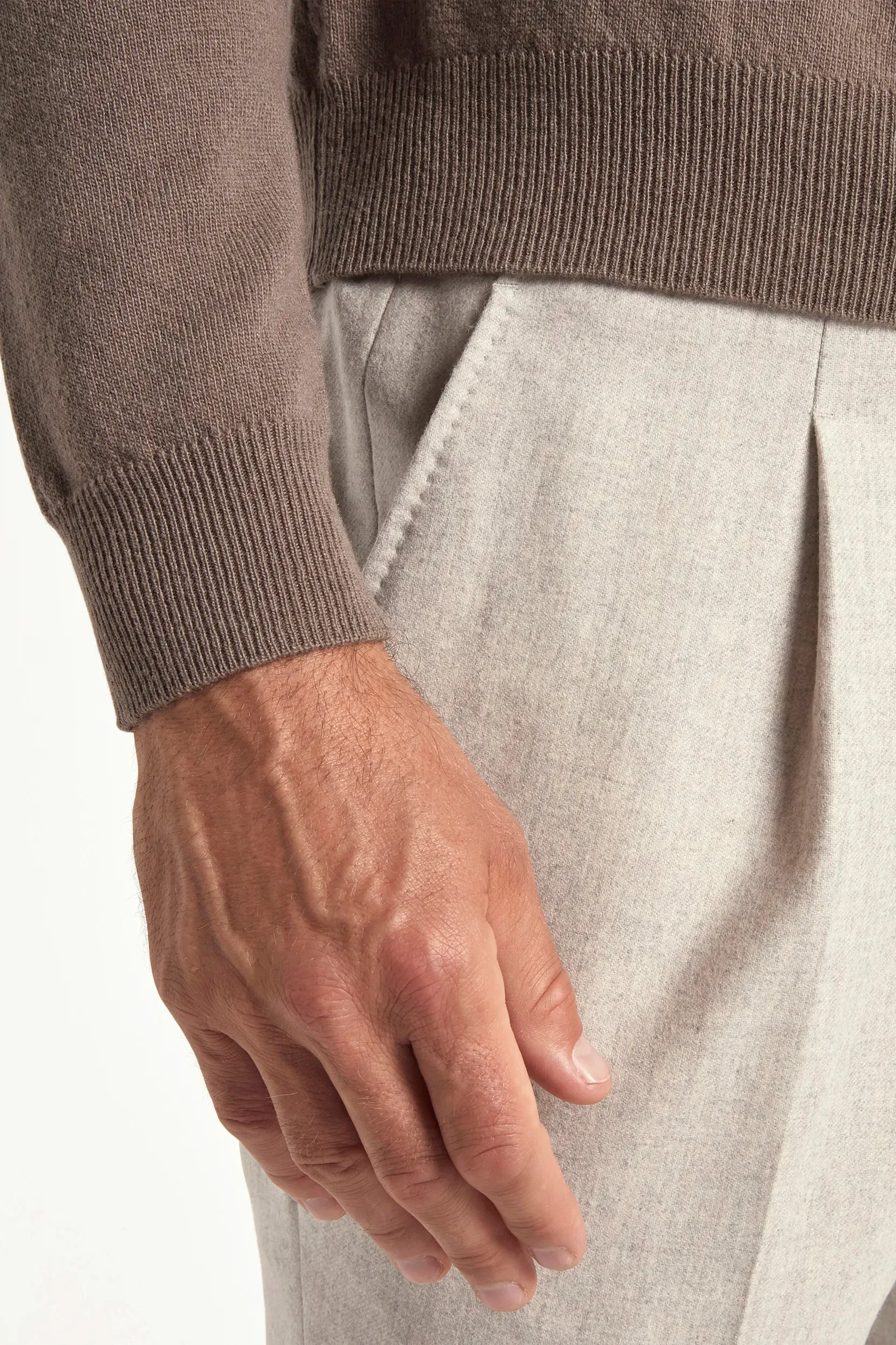 Half-zip in taupe wool and cashmere