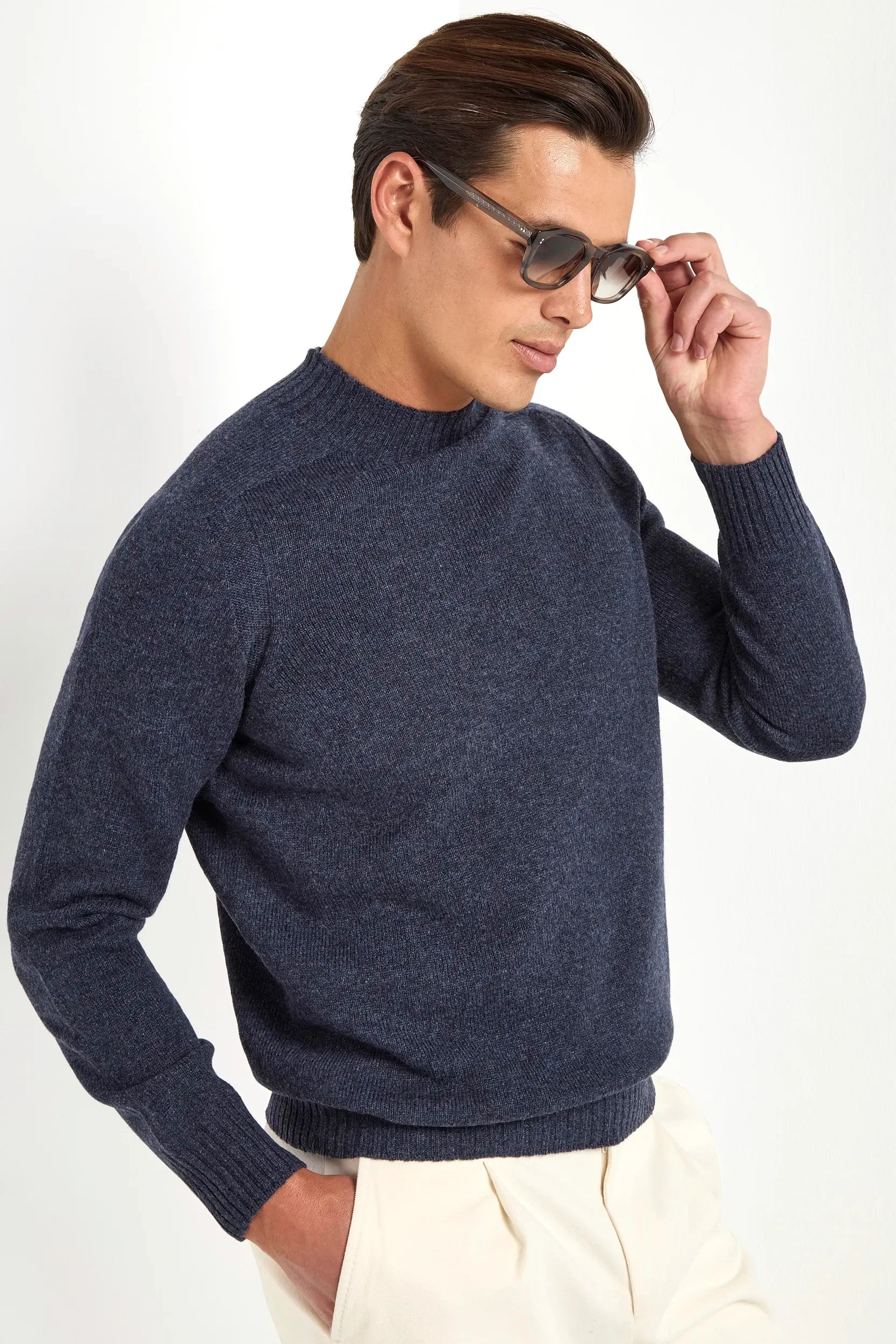 High collar in blue denim