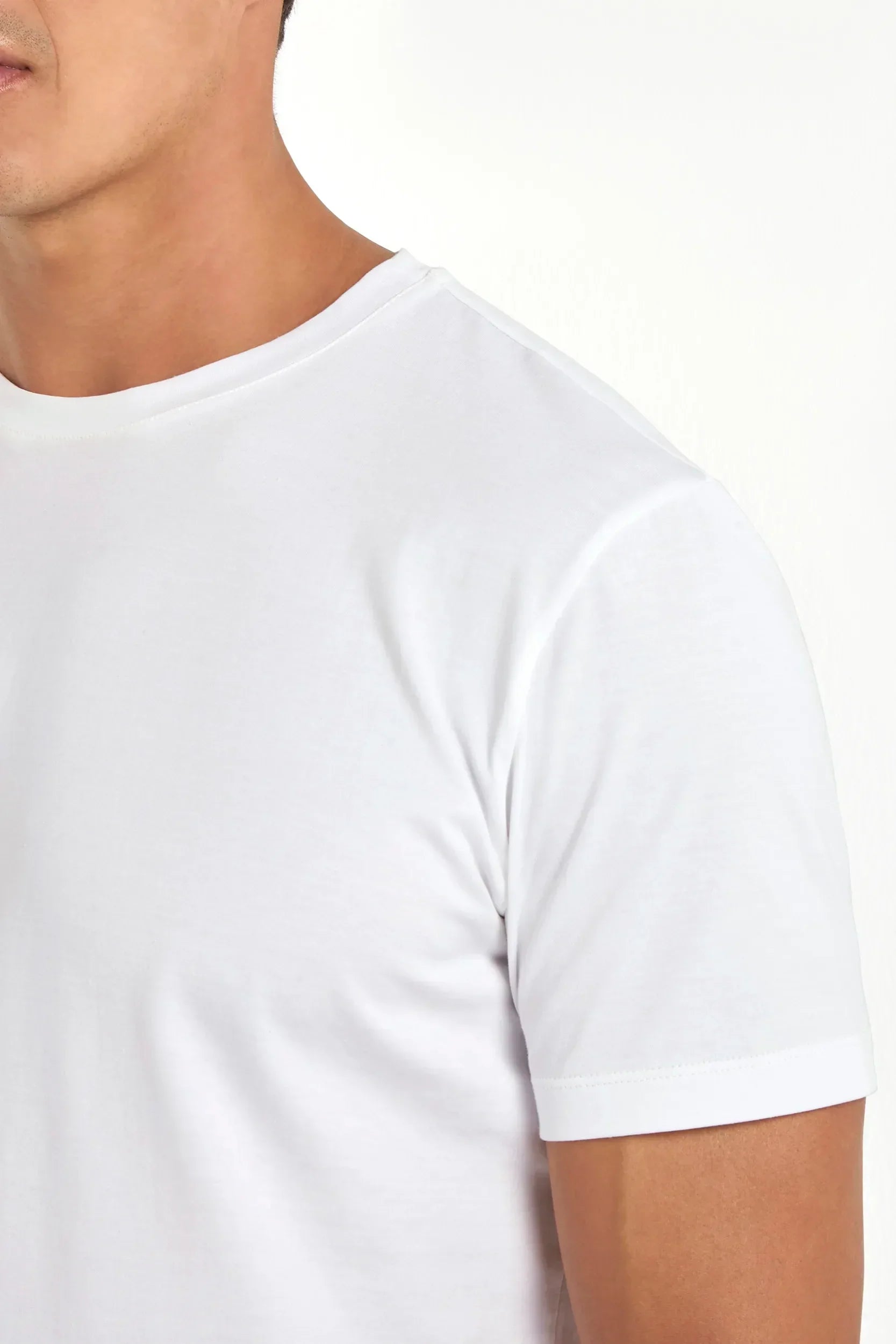 White jersey T-shirt